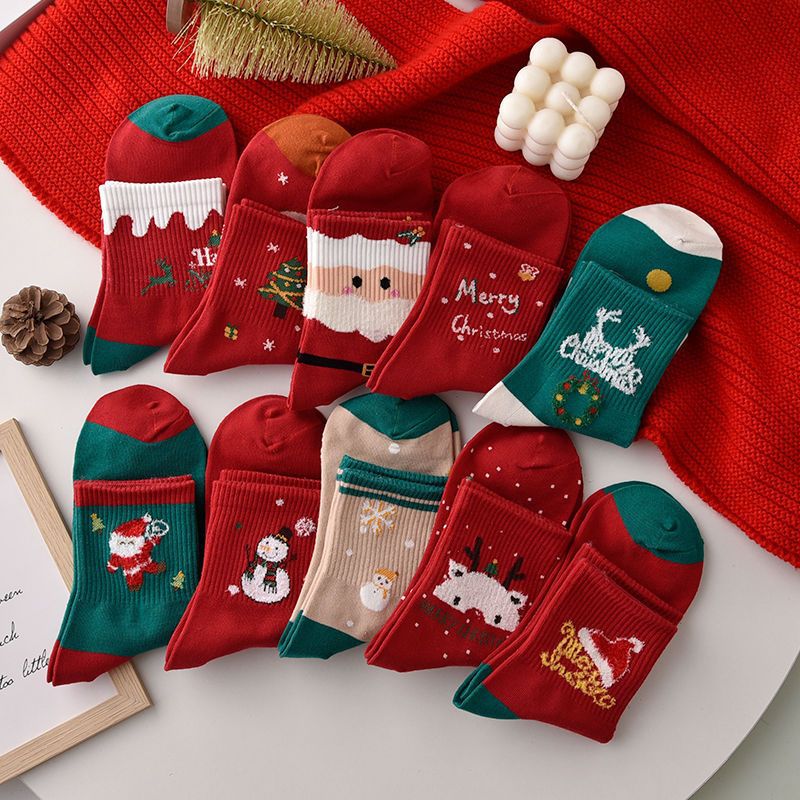 5 Pairs of Cartoon Christmas Socks for Women - Festive Home Decorations & Gifts - BPRunning